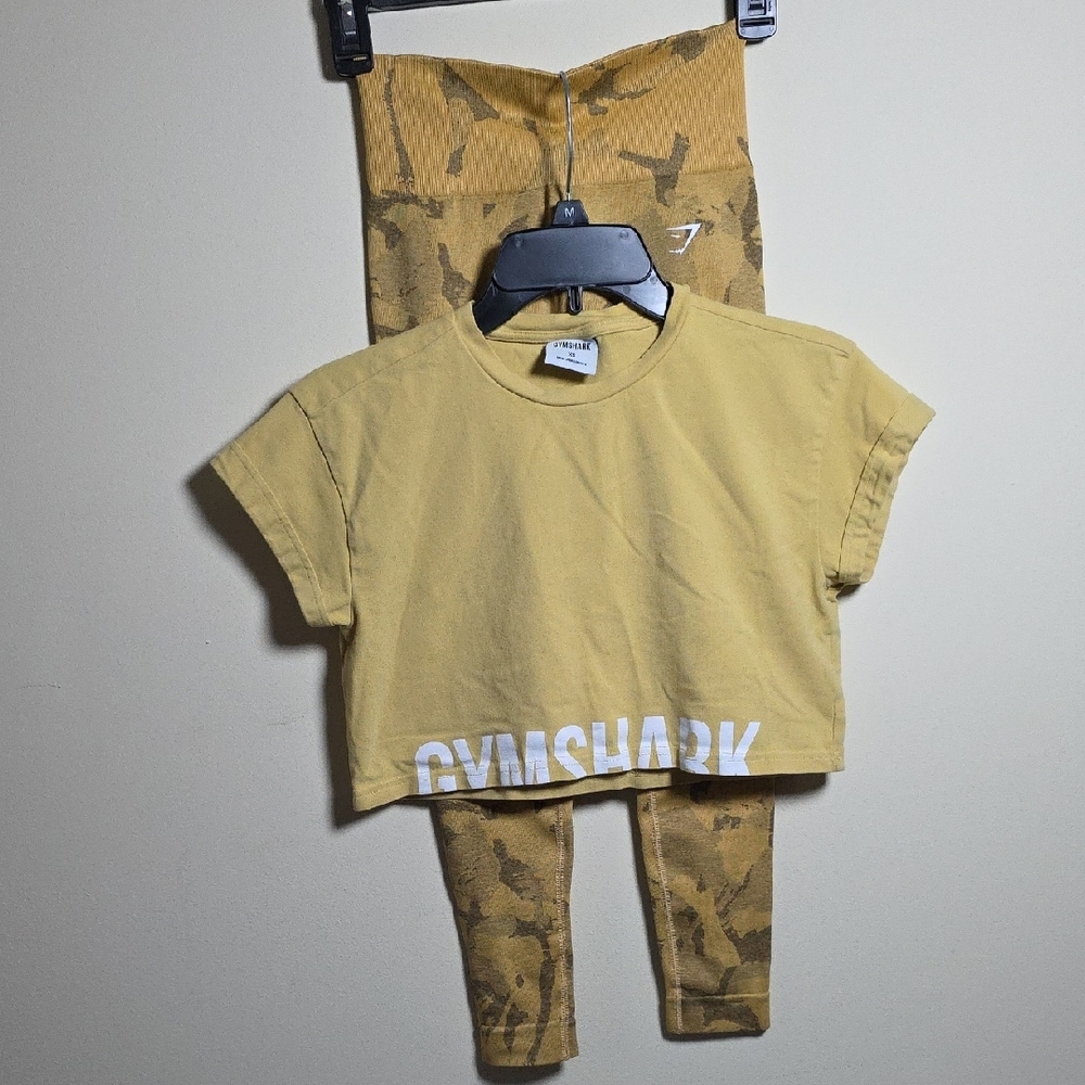 Gymshark Yellow Camo Leggings and Top Set